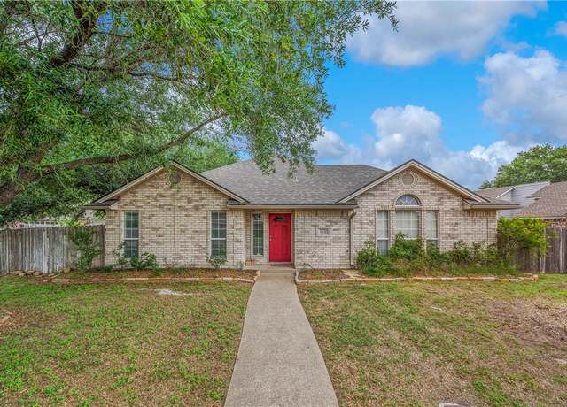 Property at 801 Camellia Ct, College Station, TX 77840, 3 beds, 2 baths