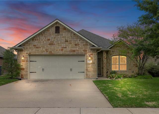 Property at 4111 Muncaster Ln, College Station, TX 77845, 4 beds, 2 baths