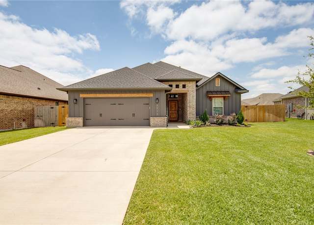 Property at 2913 Captain Ct, Bryan, TX 77808, 4 beds, 2 baths