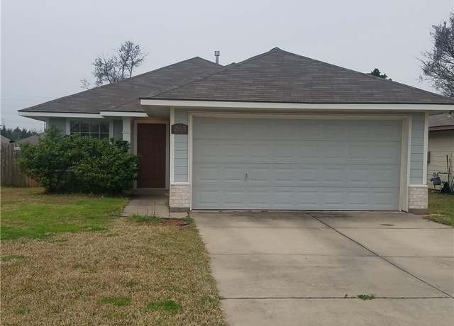 Property at 2105 Forge Hill Rd, Bryan, TX 77801, 3 beds, 2 baths