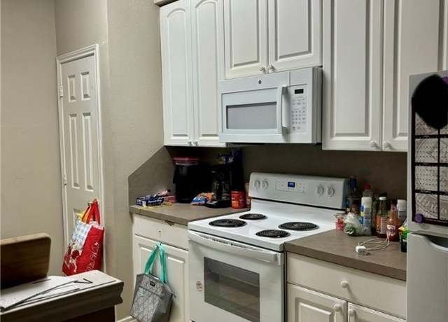 Property at 1305 W Villa Maria Rd Unit A-105, Bryan, TX 77801, 1 bed, 1.5 baths