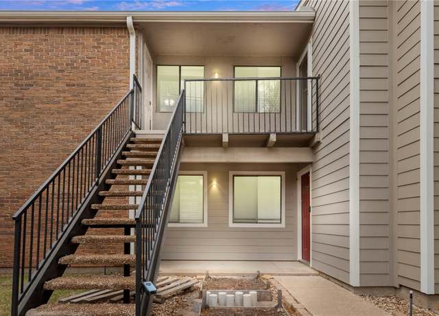 Property at 1901 Holleman Dr W #108, College Station, TX 77840, 2 beds, 2 baths