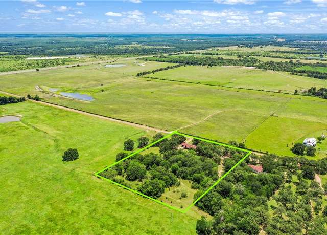 Property at 8977 County Road 271, Snook, TX 77879, 4 beds, 2 baths