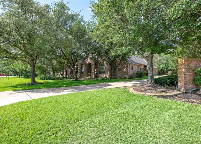 Property at 9300 Lakeside Ct, College Station, TX 77845, 4 beds, 3.5 baths