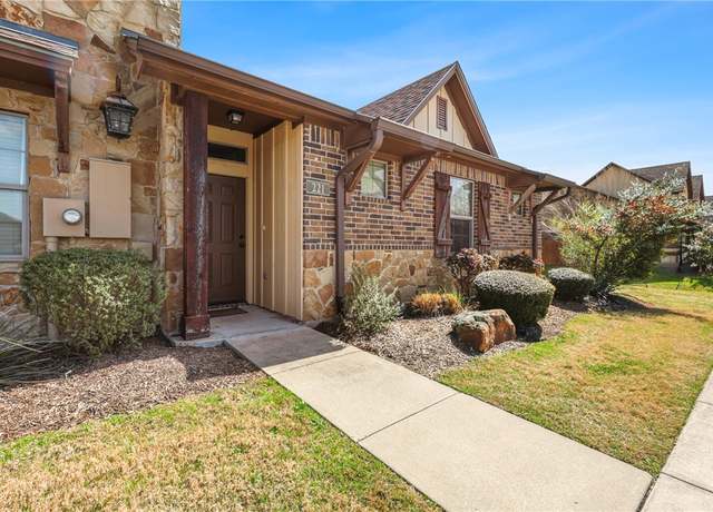 Property at 221 Capps Dr, College Station, TX 77845, 3 beds, 2 baths