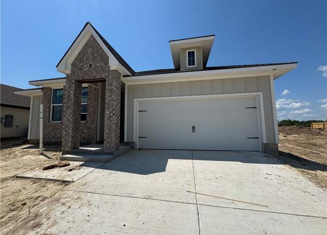 Property at 5649 Fox Bluff Dr, Bryan, TX 77807, 3 beds, 2 baths