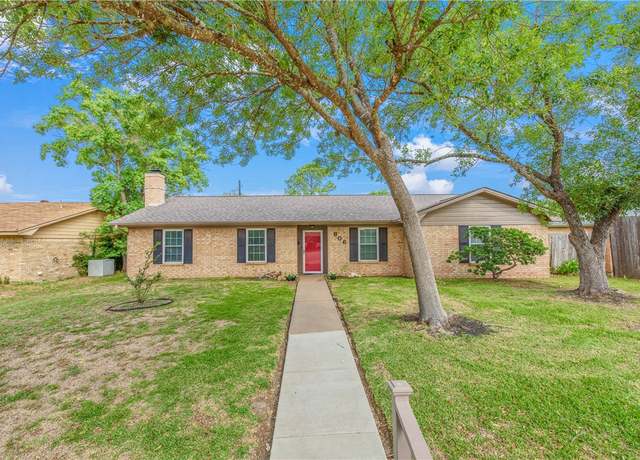 Property at 806 Matous Dr, Bryan, TX 77802, 3 beds, 2 baths