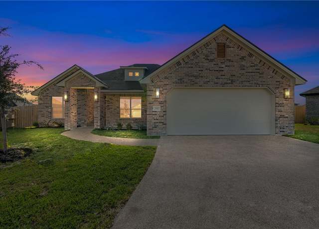 Property at 2917 Bombay Ct, Bryan, TX 77808, 3 beds, 3.5 baths