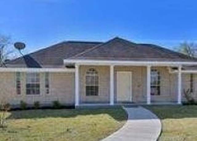 Property at 1101 N Murphy Ln, Bryan, TX 77803, 4 beds, 2 baths