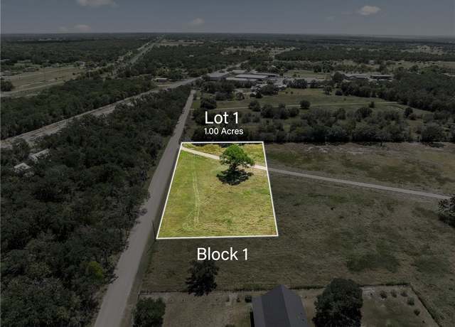 Property at 5403 Woodland Park Dr, College Station, TX 77845