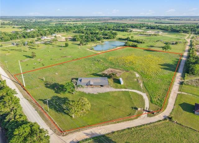 Property at 24644 Old Highway 6, Navasota, TX 77868, 5 beds, 3 baths