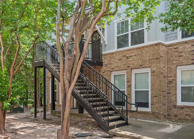 Property at 1725 Harvey Mitchell Pkwy #121, College Station, TX 77840, 2 beds, 2.5 baths