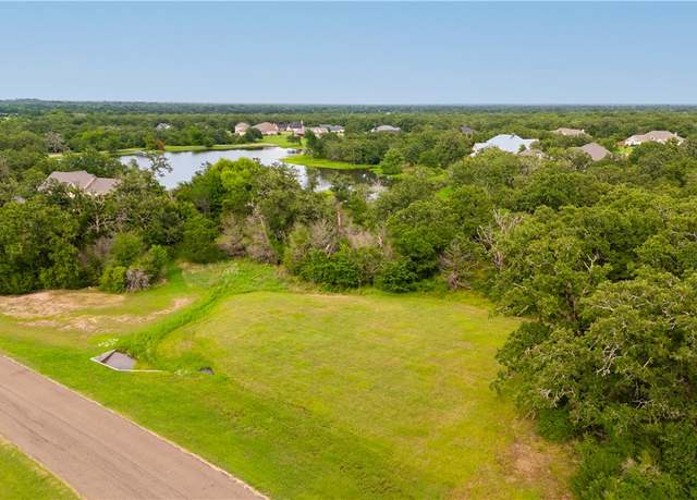 Property at 6922 Mccrae Ln, Bryan, TX 77808