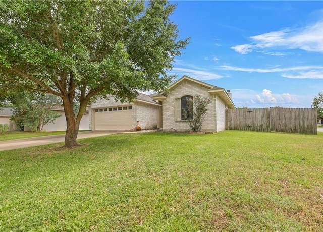 Property at 3822 Westfield Dr, College Station, TX 77845, 3 beds, 2 baths