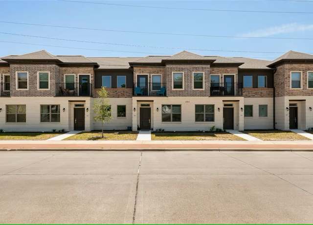 Property at 301 W 31st St #103, Bryan, TX 77803, 2 beds, 2.5 baths