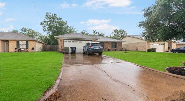 Photo of 4008 Woodbriar Dr, Bryan, TX 77802