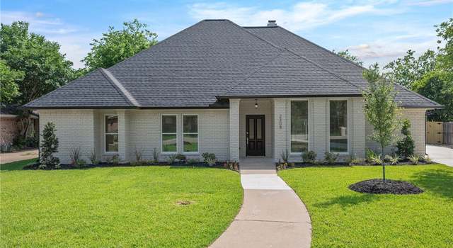 Photo of 2308 Valley View Dr, Bryan, TX 77802