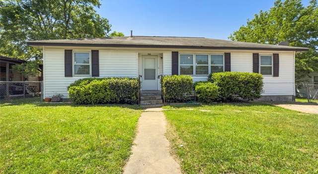 Photo of 703 Live Oak St, Bryan, TX 77803