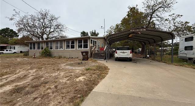 Photo of 634 Lakeside Dr, Caldwell, TX 77836