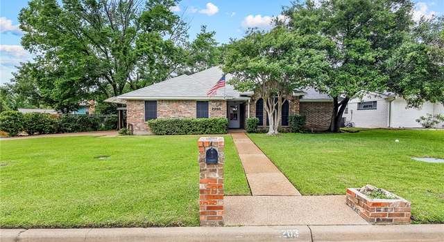 Photo of 2203 Quail Hollow Dr, Bryan, TX 77802