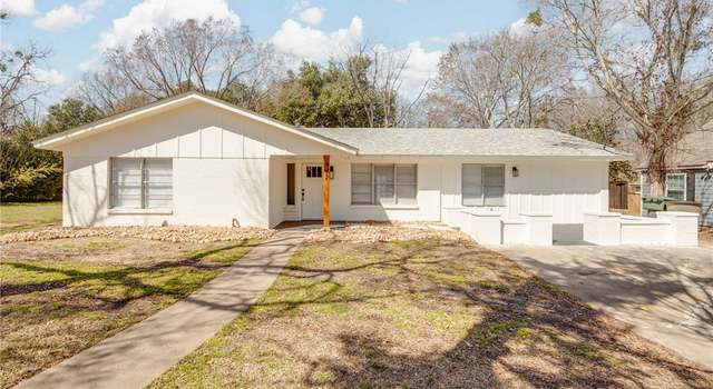 Photo of 302 S Haswell Dr, Bryan, TX 77803