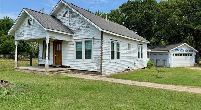 Photo of 2110 E Hanna St, Calvert, TX 77837