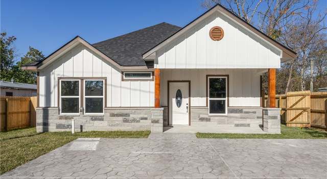 Photo of 302 Neel St, Bryan, TX 77803