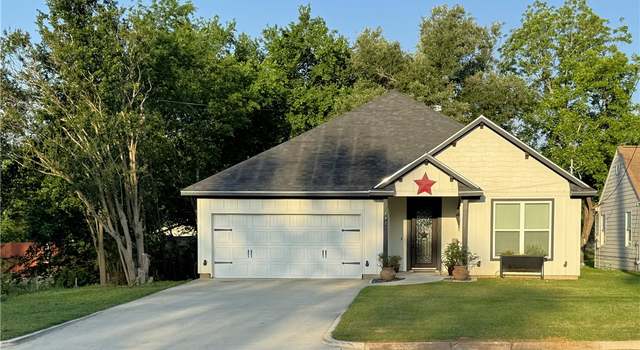 Photo of 202 N Hearne St, Franklin, TX 77856