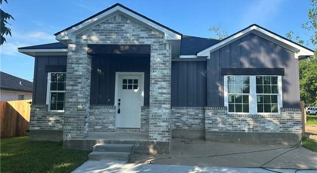 Photo of 705 Waco St, Bryan, TX 77803