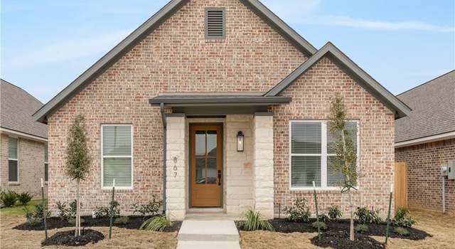 Photo of 879 Double Mountain Rd, College Station, TX 77845
