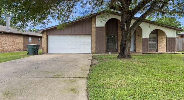 Photo of 4134 Willow Oak St, Bryan, TX 77802