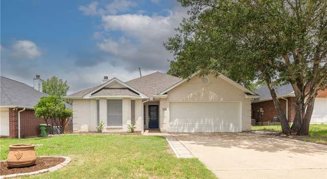 Photo of 1710 Beaver Pond Ct, Bryan, TX 77807