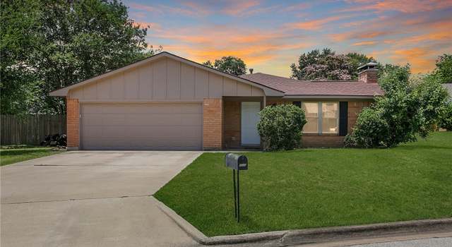 Photo of 1814 Medina Dr, College Station, TX 77840