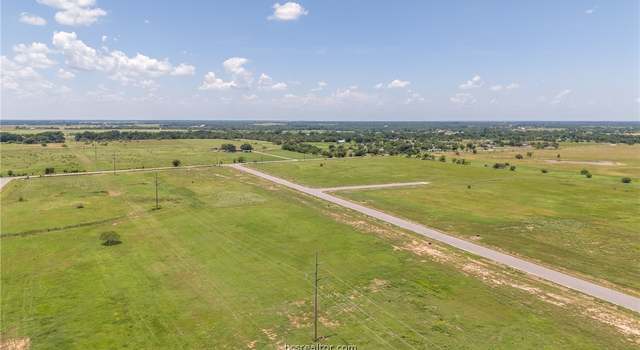 Photo of 4633 Deadwood Ln, Bryan, TX 77808