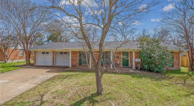 Photo of 1305 Esther Blvd, Bryan, TX 77802