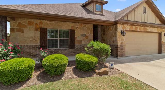 Photo of 401 Hayes Ln, College Station, TX 77845