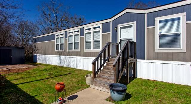 Photo of 802 Commerce St, Bryan, TX 77803