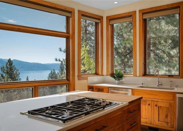 Property at 569 Dale Dr, Incline Village, NV 89451, 4 beds, 3.5 baths