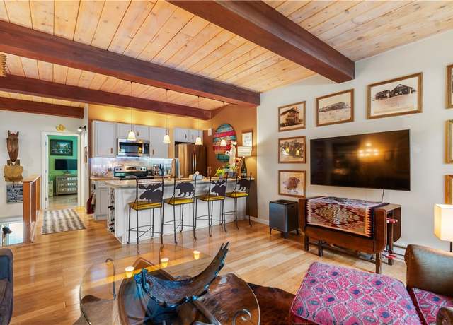 Property at 989 Tahoe Blvd #5, Incline Village, NV 89451, 3 beds, 2 baths