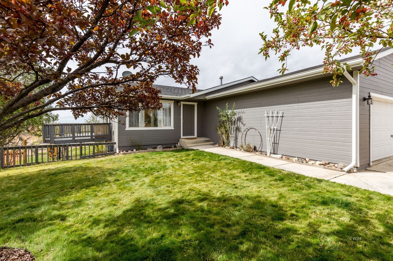 606 Palace Pkwy, Spring Creek, NV 89815 MLS 3621045 Redfin