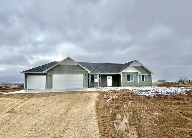 Property at 223 Blakeland Dr, Spring Creek, NV 89815, 4 beds, 2 baths