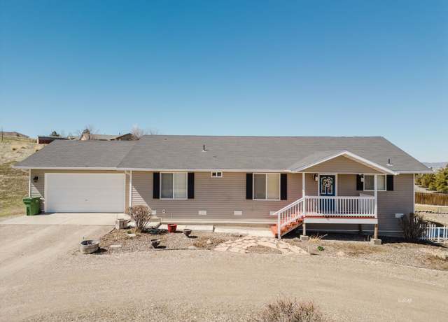 Property at 791 Thistle Dr, Spring Creek, NV 89815, 3 beds, 2 baths