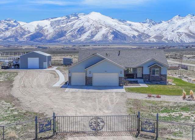 Property at 270 Fairlawn Pl, Spring Creek, NV 89815, 5 beds, 3 baths