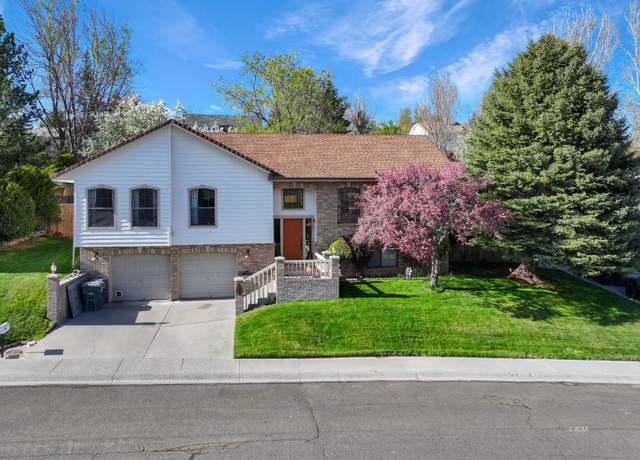 Property at 3180 Midland Dr, Elko, NV 89801, 4 beds, 3 baths