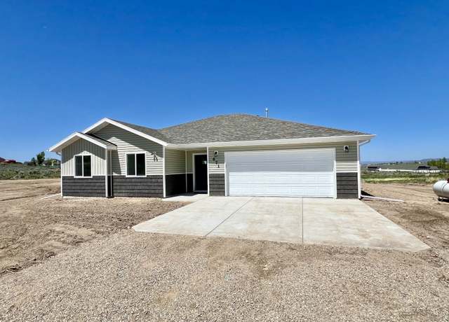 Property at 671 Alpine Dr, Spring Creek, NV 89815, 4 beds, 2 baths