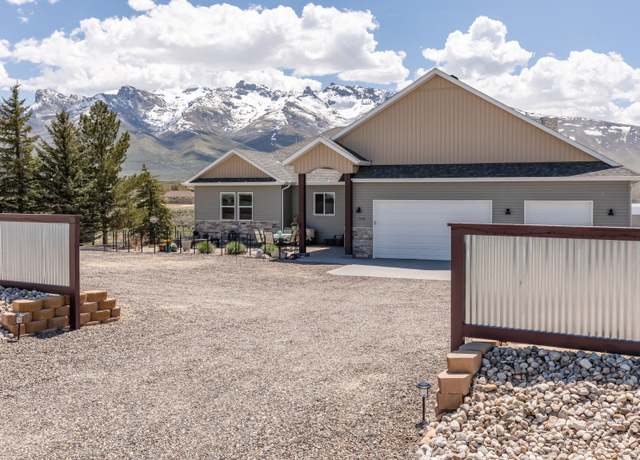 Property at 752 Thorpe Dr, Spring Creek, NV 89815, 5 beds, 3.5 baths