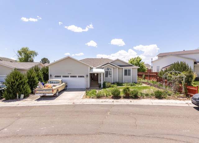 Property at 1620 Glenmoor Dr, Elko, NV 89801, 5 beds, 3 baths