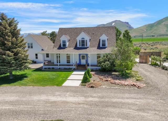 Property at 860 Willington Dr, Spring Creek, NV 89815, 4 beds, 3.5 baths
