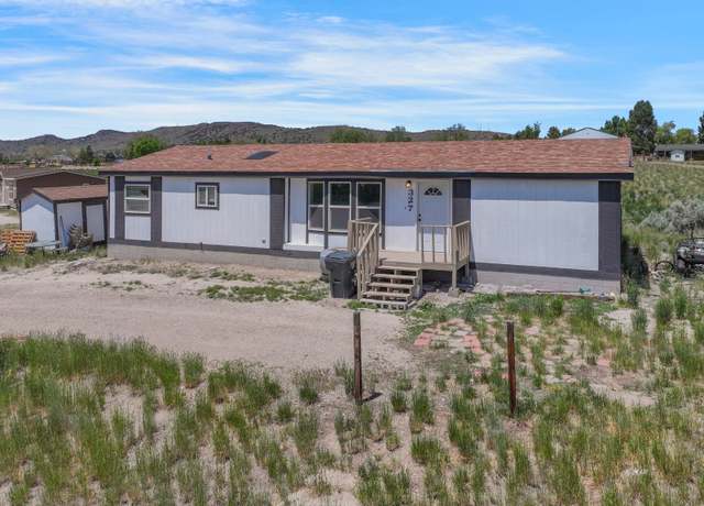 Property at 327 Merino Dr, Spring Creek, NV 89815, 3 beds, 2 baths