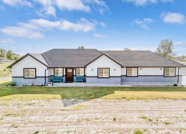 Property at 228 Edgebrook Dr, Spring Creek, NV 89815, 4 beds, 2 baths